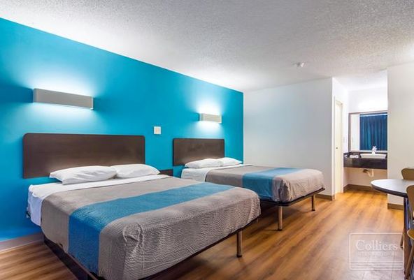 Motel 6/Studio 6 Offered Unencumberedby Debt and Management: 1513 Lafayette Pkwy, Lagrange, GA 30241
